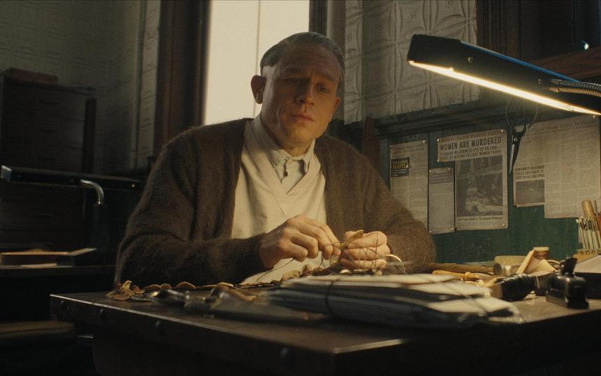 Рецензия на сериал «Монстры: История Эда Гина»