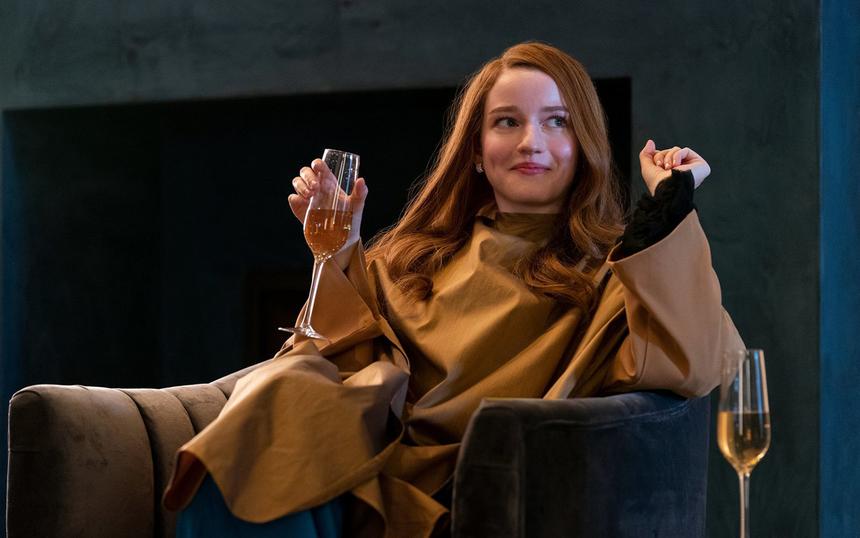 «Изобретая Анну»