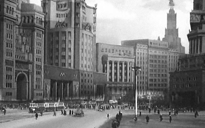 Кадр из фильма «Новая Москва»