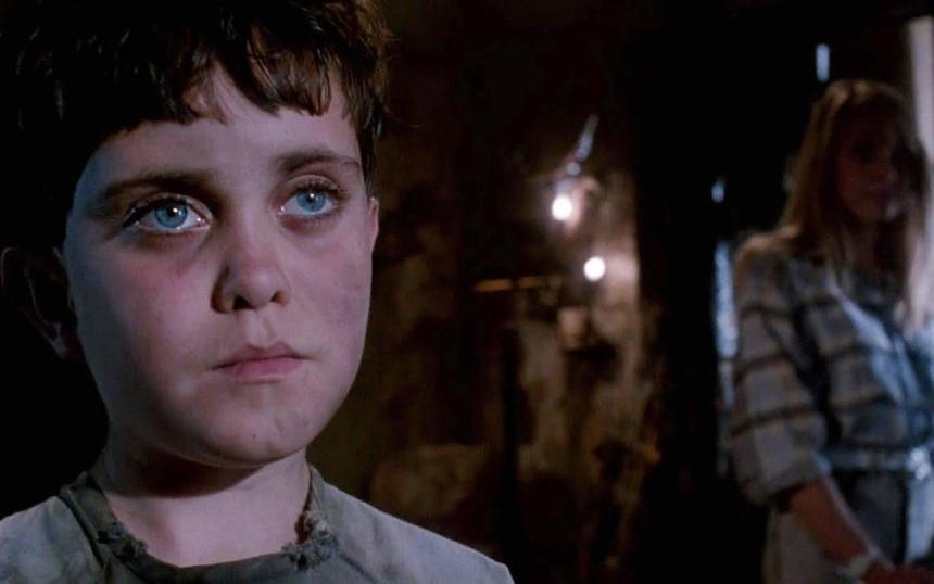 Все части фильма «Кошмар на улице Вязов» в порядке выхода