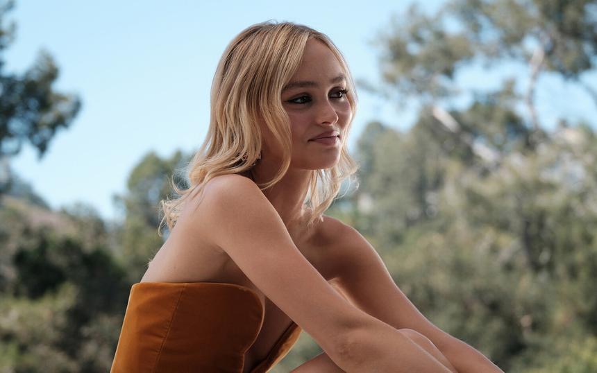 Лили-Роуз Депп