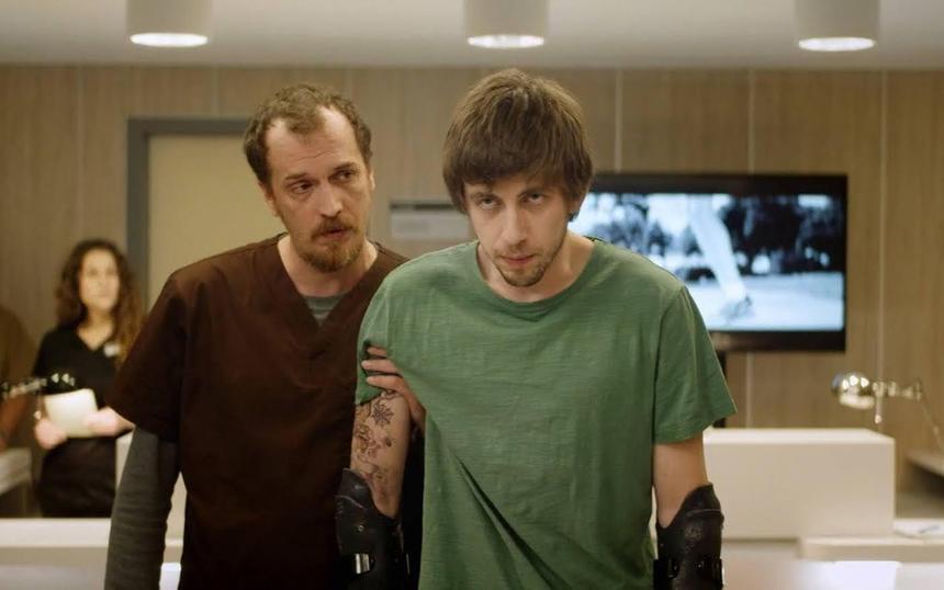 Сериал «Толя-робот»