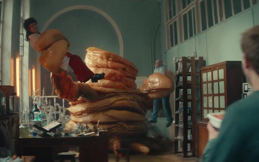 Кадр из сериала «Волшебный участок», 2-й сезон, реж. Степан Гордеев, 2025