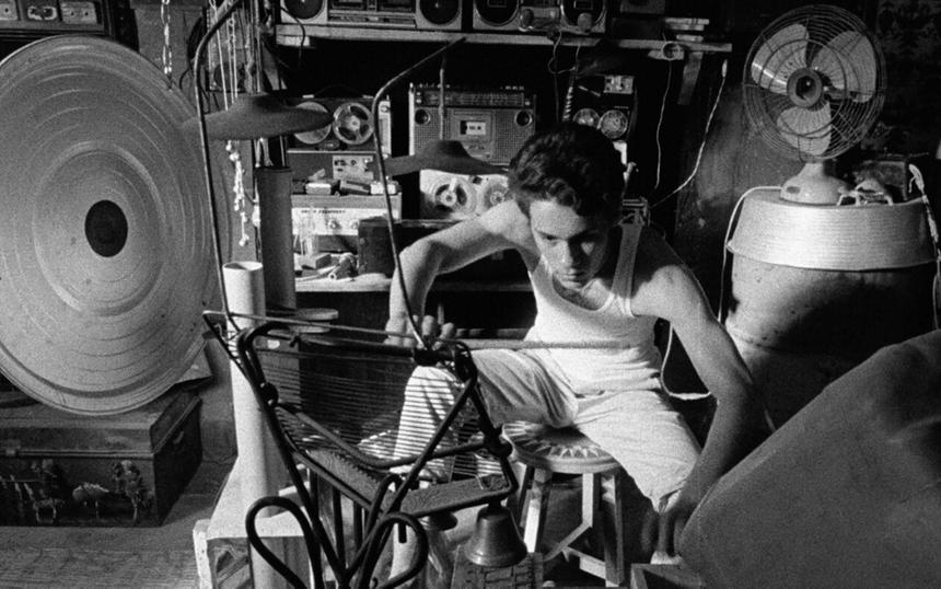 «К востоку от полудня» (2024)