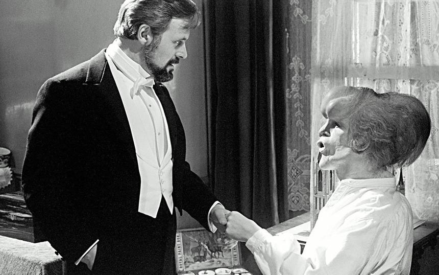 «Человек-слон»