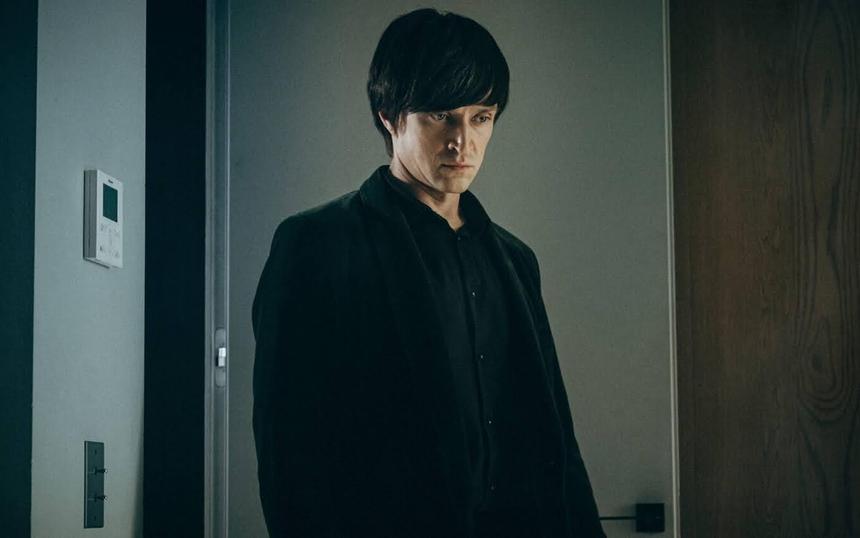 «Жить жизнь»