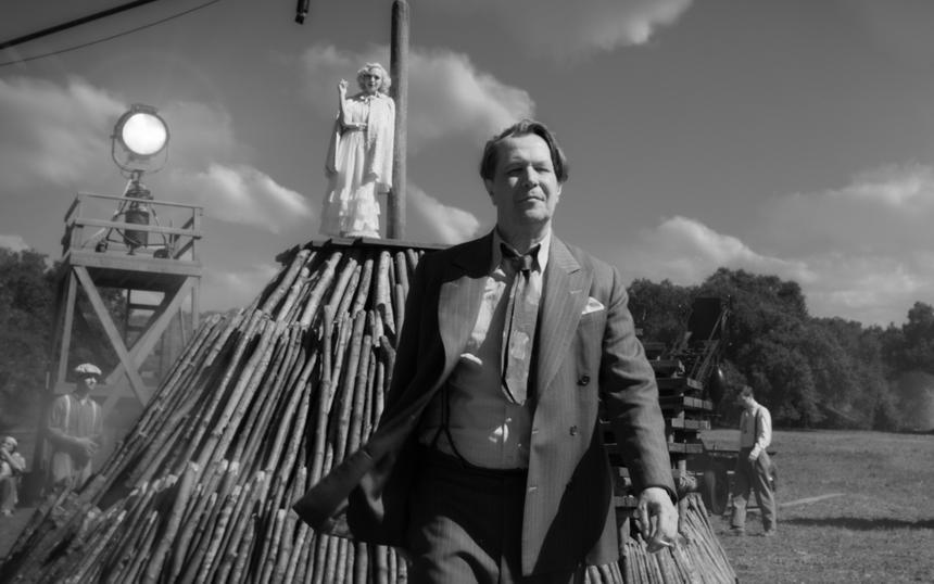 Кадр из фильма Дэвида Финчера «Манк»