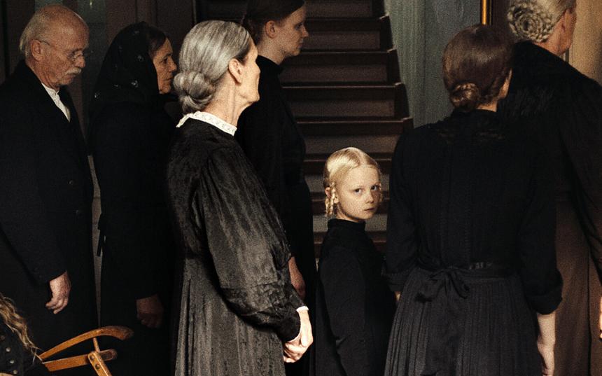 Рецензия на фильм «Звук падения»