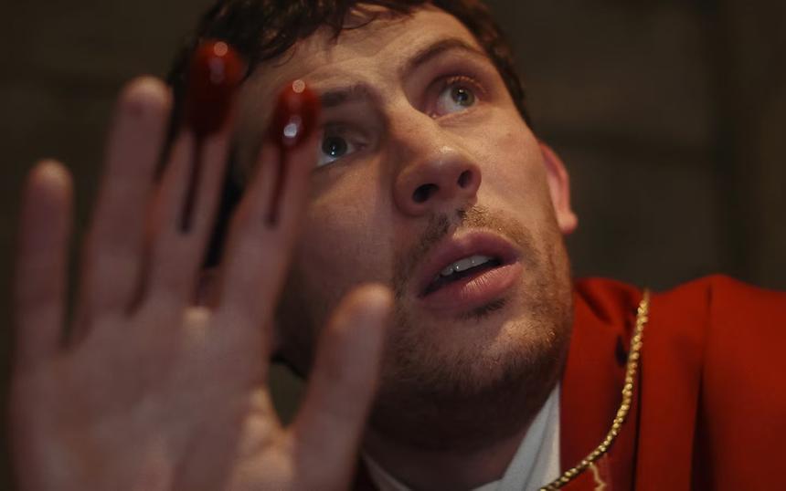 Рецензия на фильм «Достать ножи: Воскрешение покойника»