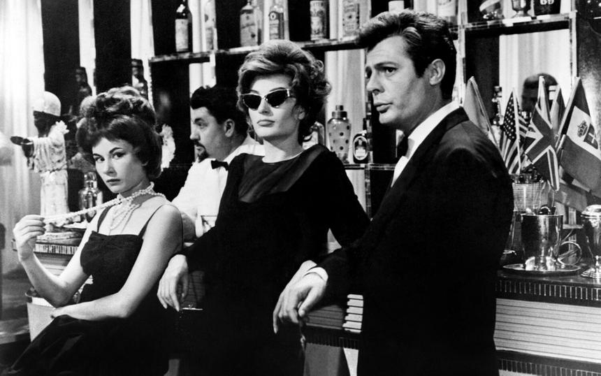 Кадр из фильма «Сладкая жизнь»