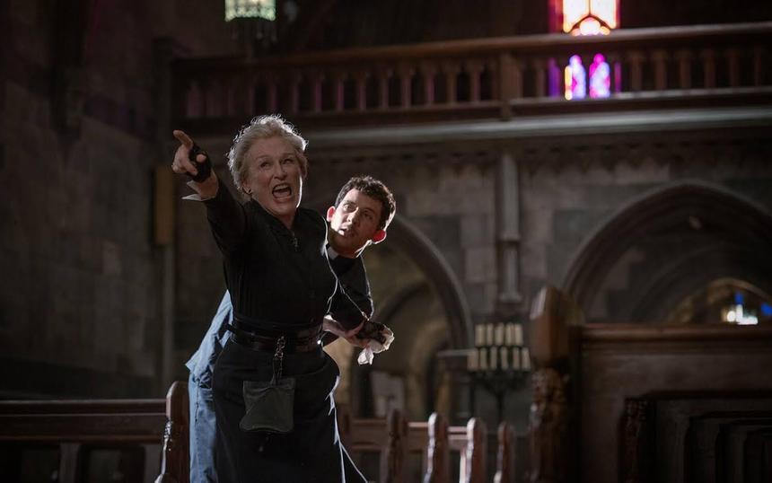 «Достать ножи: Воскрешение покойника»