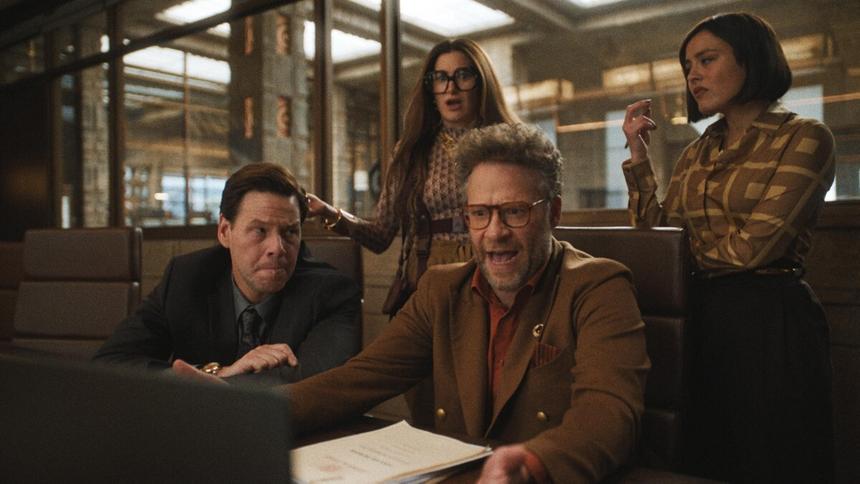 Кадр из сериала «Киностудия»