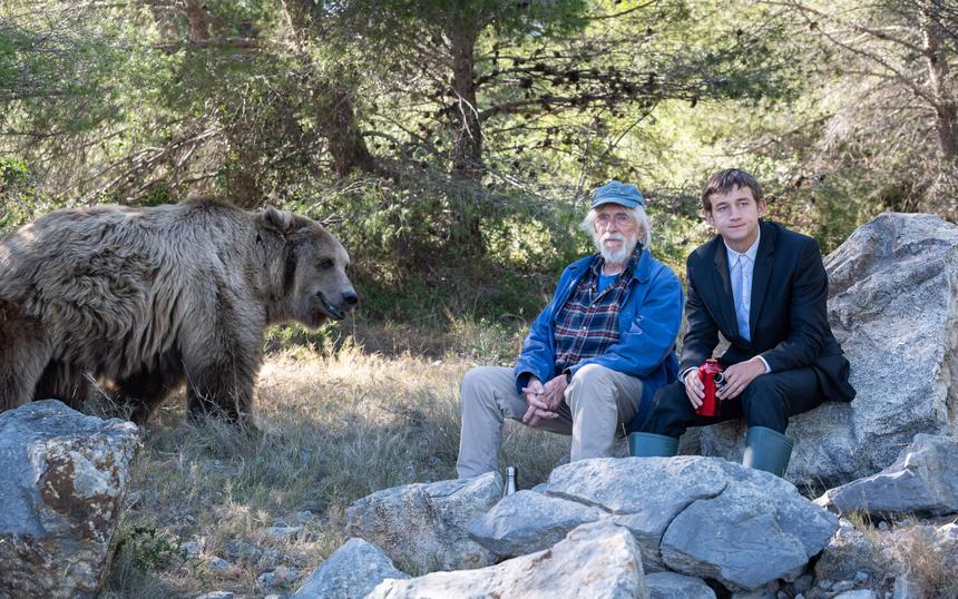 «Человек, который видел медведя, который видел человека»