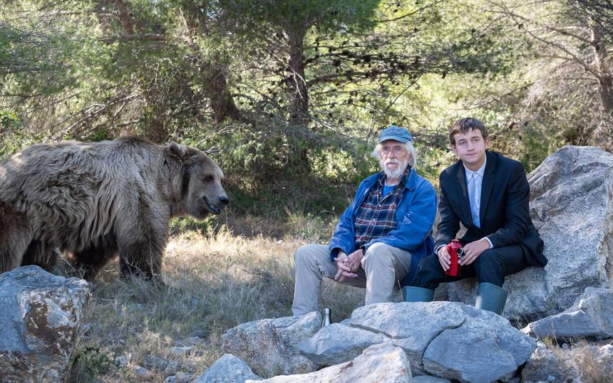 «Человек, который видел медведя, который видел человека»