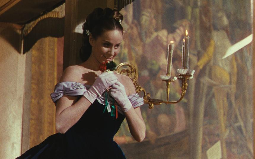 Кадр из фильма «Чувство»