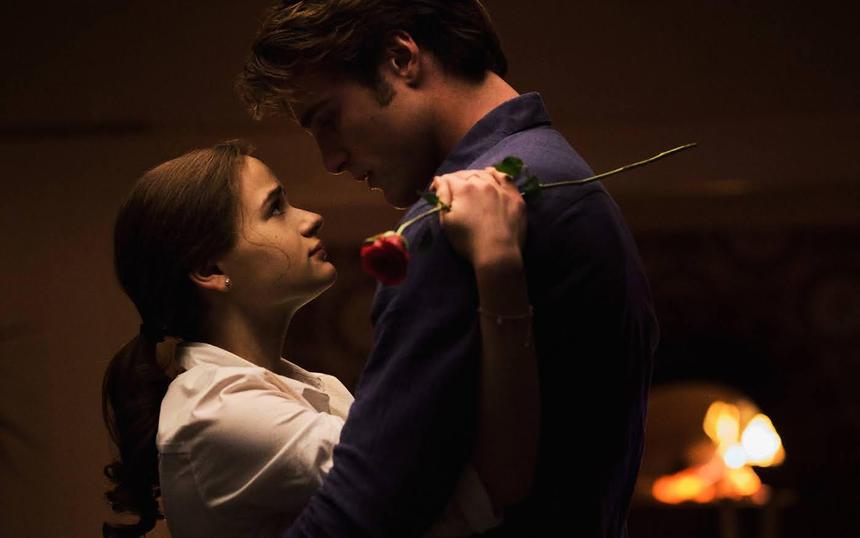 «Калейдоскоп поцелуев 3»