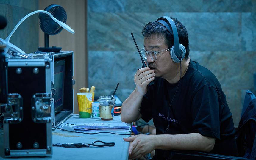 «Я хотел снять камерное кино, для меня это эксперимент»: Интервью с Ён Сан-хо, режиссёром «Без лица»