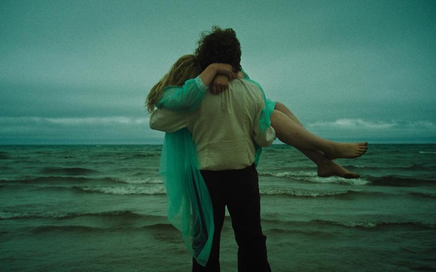 Онлайн-премьеры каких фильмов пройдут в феврале 2026 года