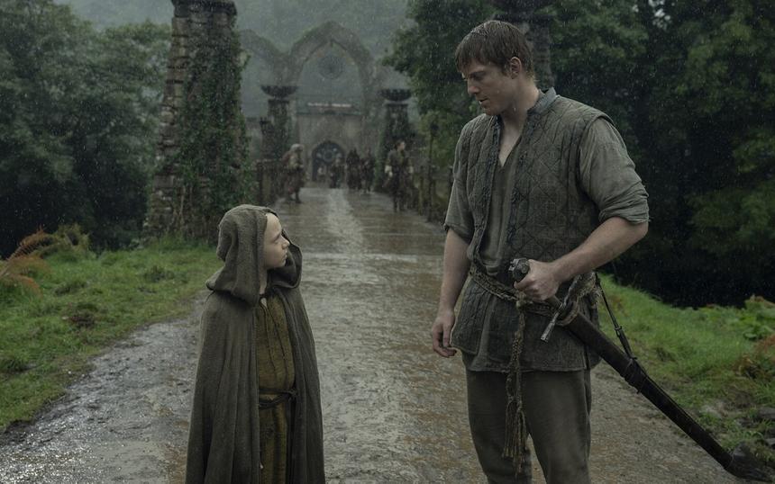 Стоит ли смотреть сериал «Рыцарь Семи Королевств»