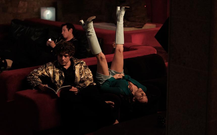 Каким получился фильм «Подрезка кустов роз»