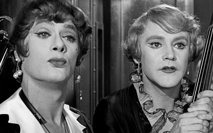 «В джазе только девушки»