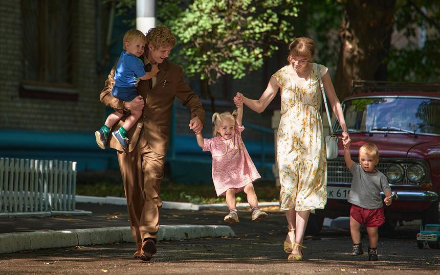 Сериал «Время Счастливых»: трейлер, кадры, сюжет, рецензия