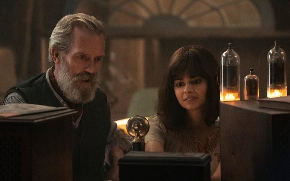 Сериал «Весь невидимый нам свет»