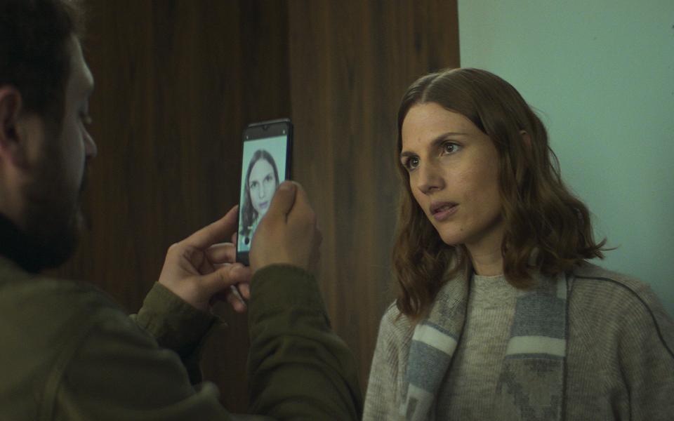 Марьяна Спивак и Юрий Стоянов в «Мамонтах»