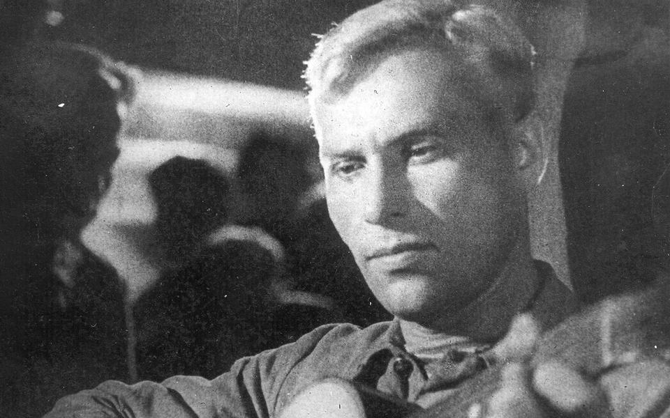 Марк Бернес в фильме «Два бойца»