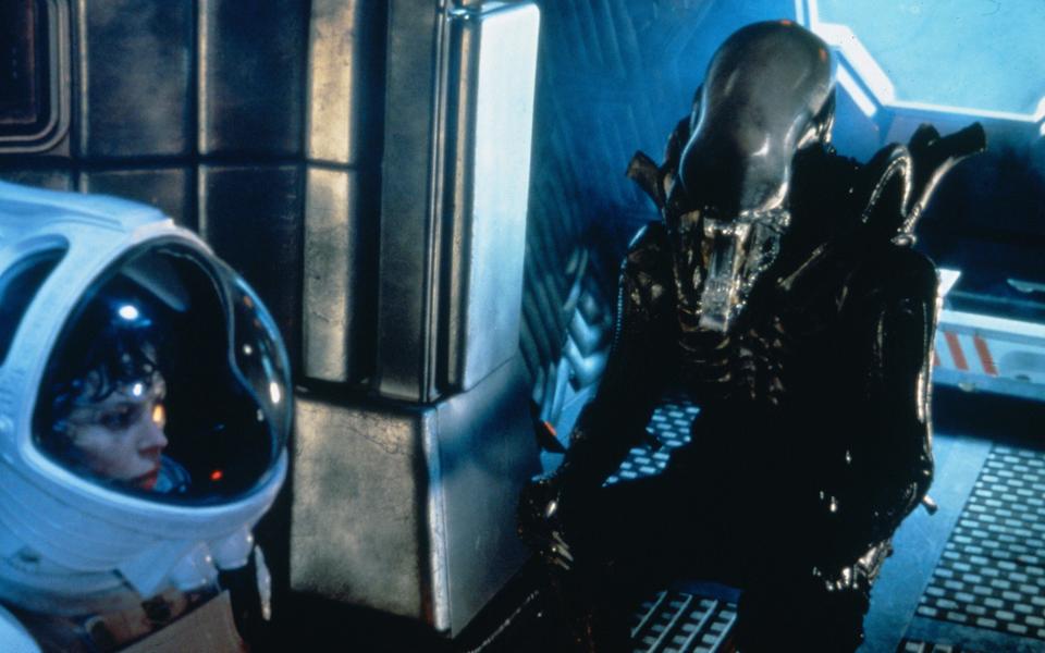 Все фильмы франшизы «Чужой» в хронологическом порядке