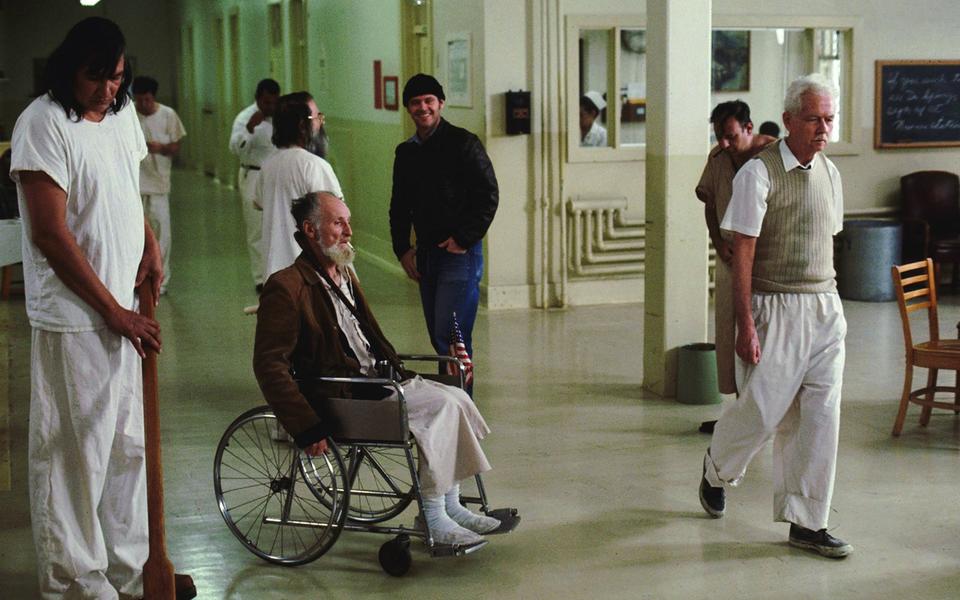 «Пролетая над гнездом кукушки»