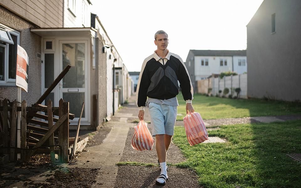 Харрис Дикинсон