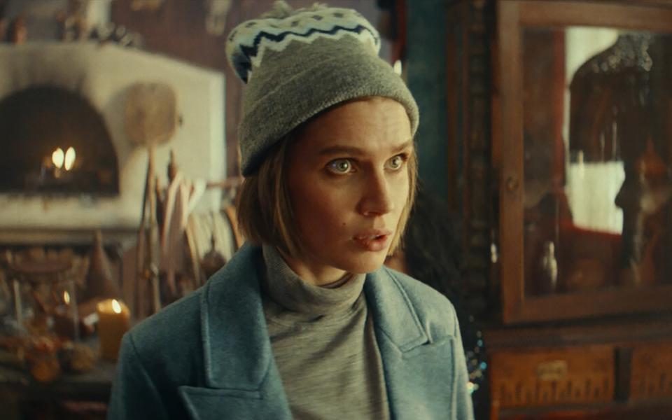 Сериал «Волшебный участок»