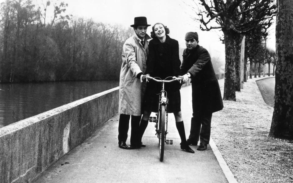 «Жить своей жизнью»