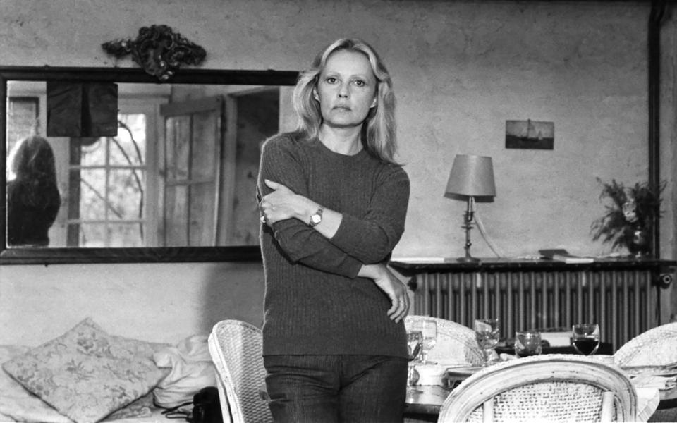 «Разрушать, говорит она»