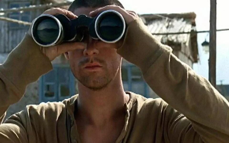 Кадр из фильма «Окраина»