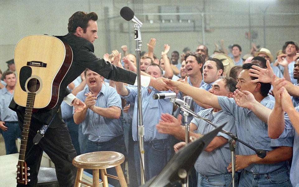 «Переступить черту»