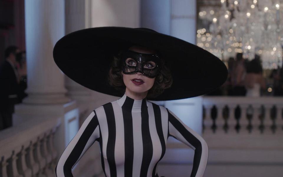 «Эмили в Париже»