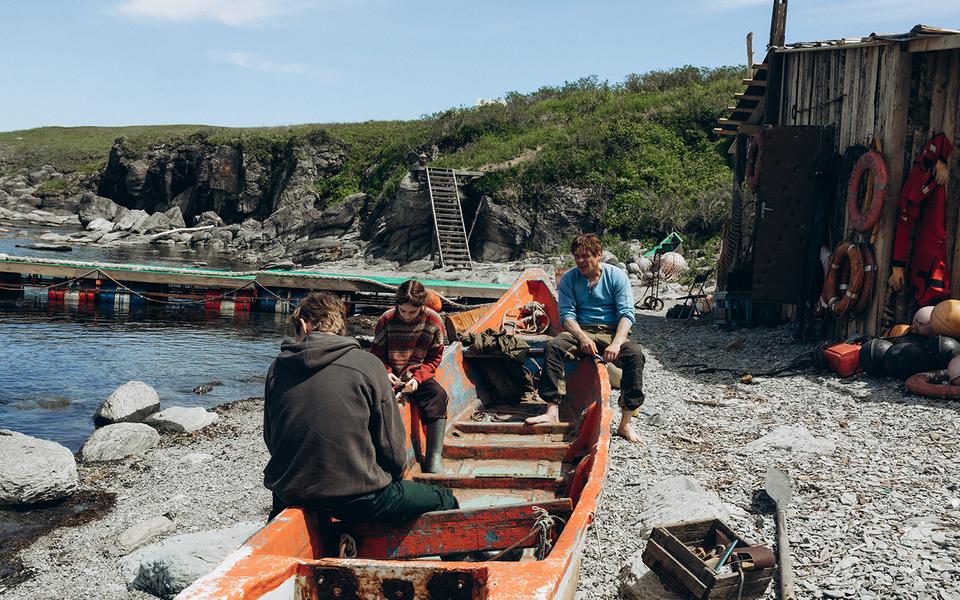 «Большая земля»