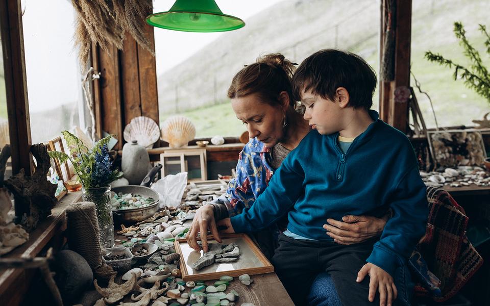 «Большая земля»