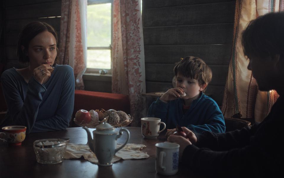 «Большая земля»