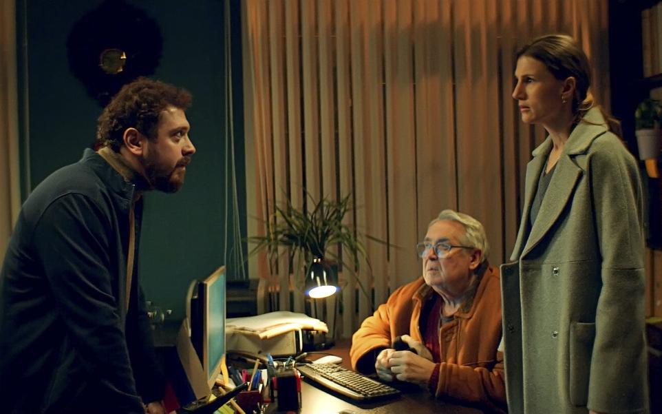 Марьяна Спивак и Юрий Стоянов в «Мамонтах»